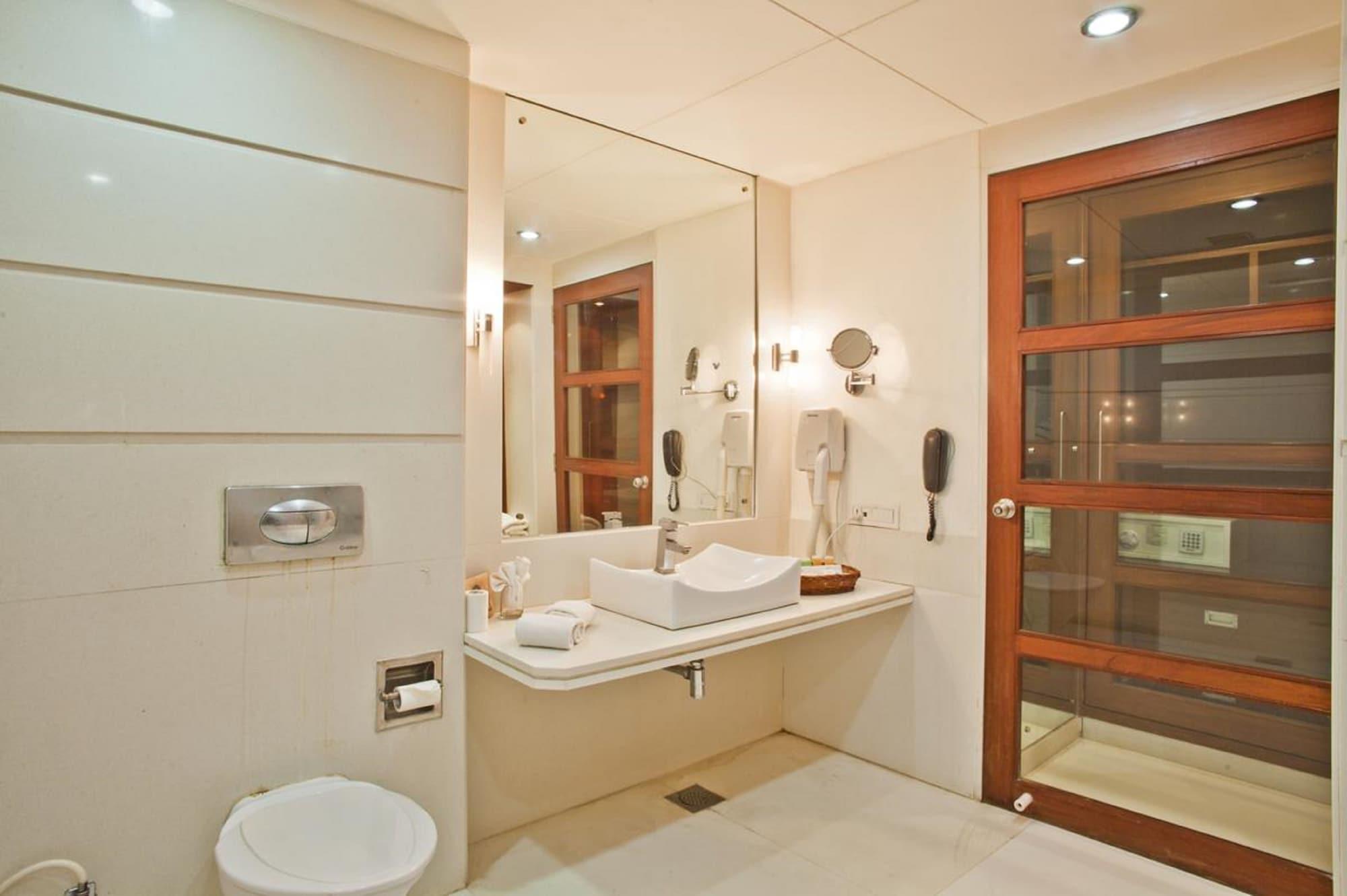 Cambay Sapphire, Gandhinagar Hotell Eksteriør bilde