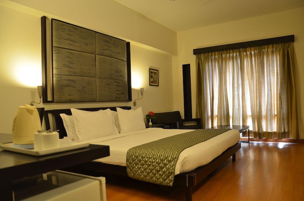 Cambay Sapphire, Gandhinagar Hotell Eksteriør bilde