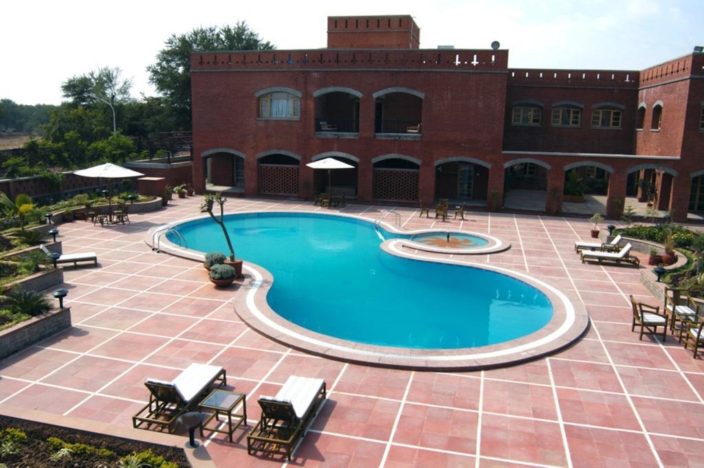 Cambay Sapphire, Gandhinagar Hotell Eksteriør bilde