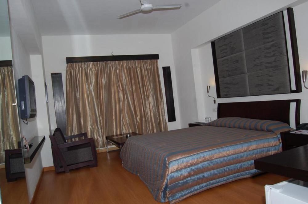 Cambay Sapphire, Gandhinagar Hotell Eksteriør bilde