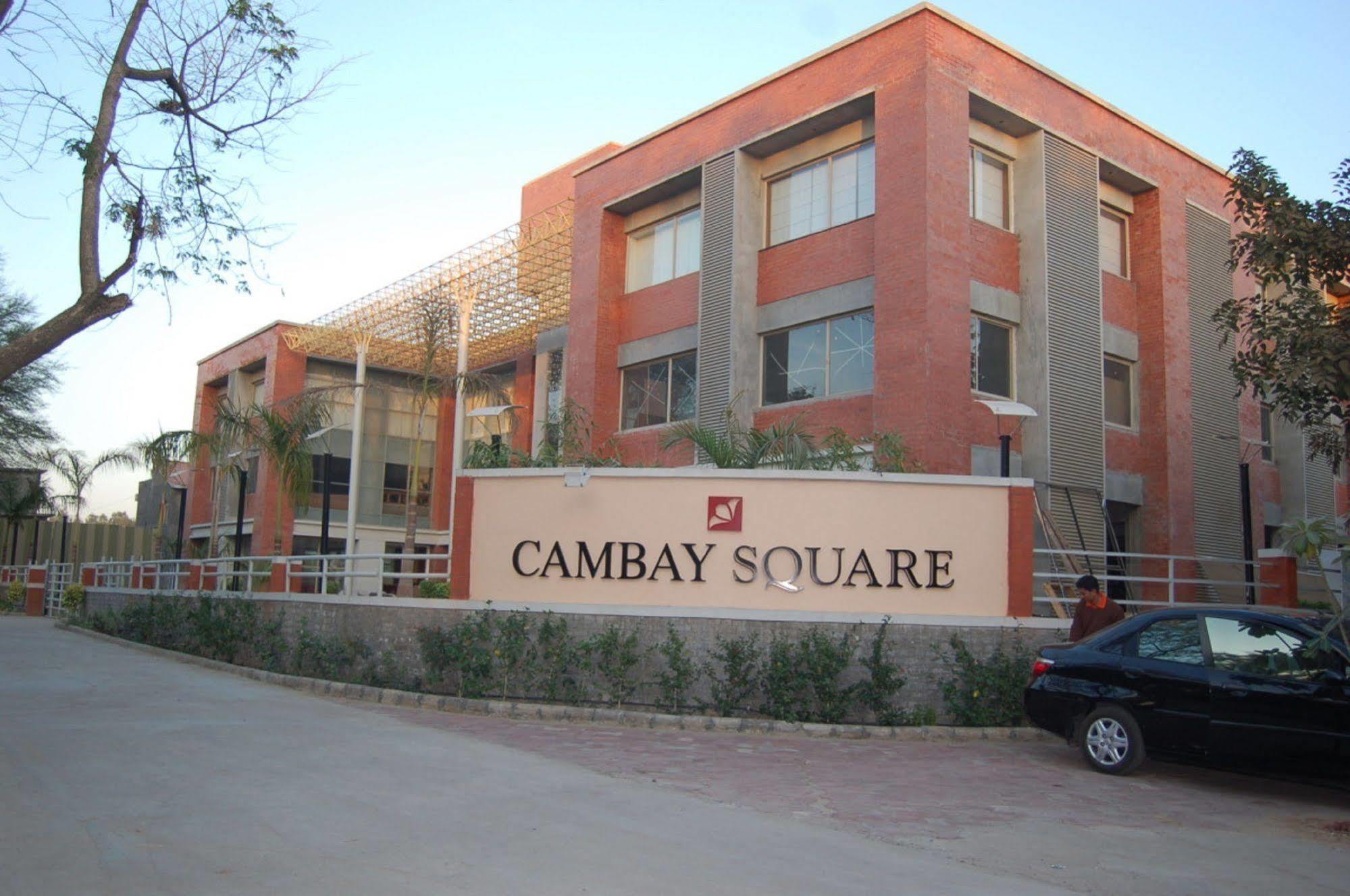 Cambay Sapphire, Gandhinagar Hotell Eksteriør bilde